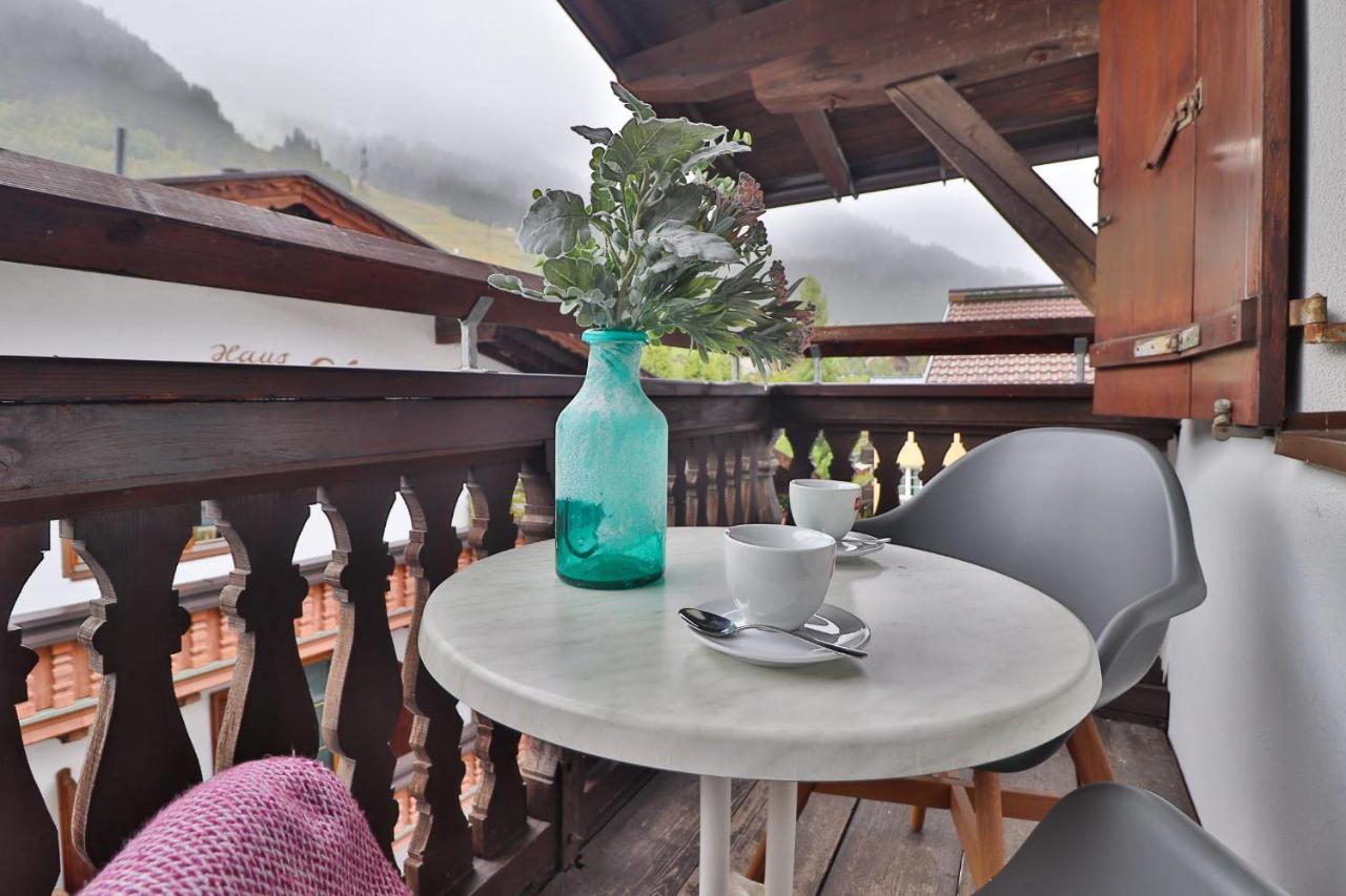 Cafe Schneider Appartments Sankt Anton am Arlberg Exterior photo